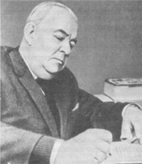 Любимов Лев Дмитриевич (1902-1976) - журналист, искусствовед, писатель.