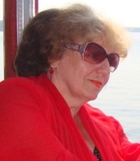 Чуркина Елена Николаевна (р.1951) - поэтесса, журналист.