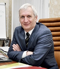 Сухих Игорь Николаевич (р.1952) - литературовед, критик, педагог.