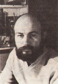 Топков Валерий Александрович (р.1947) - художник, график, иллюстратор.