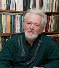Крюков Александр Николаевич (1933-2012) - поэт, журналист.