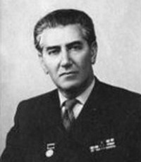 Поляновский Макс Леонидович (1901-1977) - писатель, журналист.