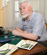 Полуйко Валерий Васильевич (р.1938) - украинский писатель.