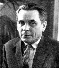 Лукницкий Павел Николаевич (1900-1973) - поэт, литературовед, путешественник.