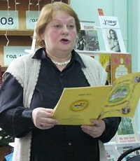 Корф Ольга Борисовна - литературный критик.