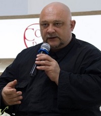 Березин Владимир Сергеевич (р.1966) - писатель, критик.
