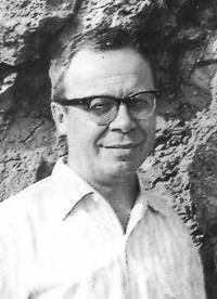 Мошковский Анатолий Иванович (1925-2008) - писатель.