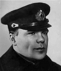 Вишневский Всеволод Витальевич (1900-1951) - драматург, публицист.