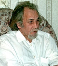 Андреев Виктор Николаевич (р.1948) - писатель, переводчик.