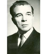 Меновщиков Георгий Алексеевич (1911-1991) - языковед, фольклорист.