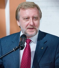Кобак Александр Валерьевич (р.1952) - историк, общественный деятель.
