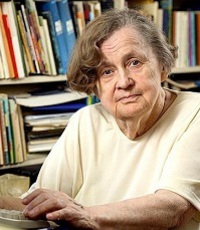 Нийт (урождённая Кросс) Эллен Пээтеровна (1928-2016) - эстонская поэтесса, переводчик.