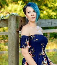 Лысакова Фалена (Лысакова Дарина Владимировна) (р.1991) - писатель, художник.