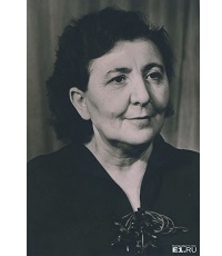 Дижур Белла Абрамовна (1903-2006) - писатель.