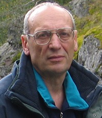 Кругосветов Саша (Лапкин Лев Яковлевич) (р.1941) - писатель, переводчик, учёный.