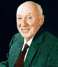 Халецкий Яков Аркадьевич (1918-2004) -поэт-песенник, актёр.