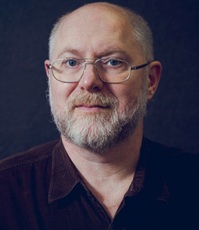 Эльтеррус Иар (Тертышный Игорь) (р.1966) - писатель.