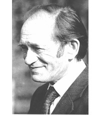 Матутис Анзельмас (1923-1985) - литовский писатель, педагог.