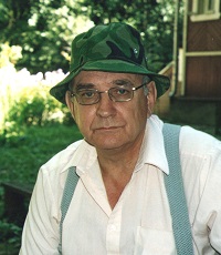 Кувалдин (Трифонов) Юрий Александрович (р.1946) - писатель.