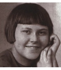 Либединская (урождённая Толстая) Лидия Борисовна (1921-2006) - писательница, переводчица, мемуаристка.