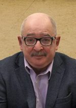 Лурье Лев Яковлевич (р.1950) - историк, петербургский краевед, писатель, журналист.