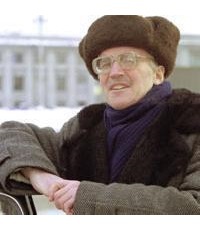 Чулаки Михаил Михайлович (1941-2002) - писатель, публицист.