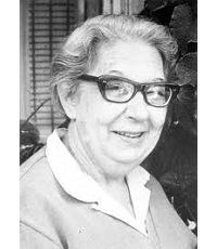 Агирре (Агирре Каррерас) Мирта (1912-1980) - кубинская поэтесса, журналист, литературовед. 