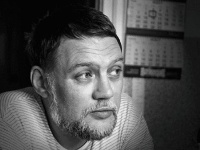 Молитвин Павел Вячеславович (Мороз Игорь) (р.1958) - писатель, художник.