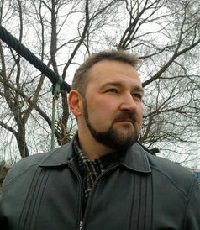 Пентегов Дмитрий Алексеевич (р.1968) - писатель.