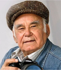 Песков Василий Михайлович (1930-2013) - писатель, фотокорреспондент, путешественник.