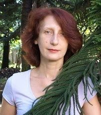 Дороченкова Марина Сергеевна (р.1960) - биолог, педагог, писатель.
