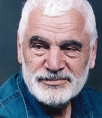 Саакян Юрий Акопович (1937-2019) - армянский писатель, переводчик. 