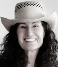 Беднар Сильви - французская писательница, стилист.