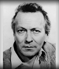 Хмелик Александр Григорьевич (1925-2001) - драматург, сценарист.