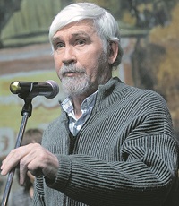 Верещагин Дмитрий Иванович (1941-2019) - писатель.