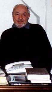 Приходько Владимир Александрович (1935-2001) - поэт, переводчик, литературный критик.
