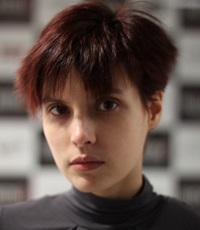 Бройде Вера Борисовна (р.1984) - журналист, литературный критик.
